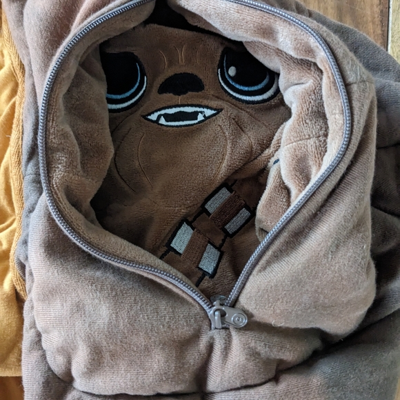 Star Wars Hoody Chewbacca - Into Pouched Stuffed animal - Picture 1 of 4